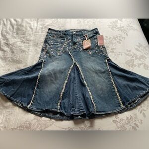 NWT Y2K Deadstock Candies Floral Embroidered Low Rise Denim Skirt 7 Fairycore